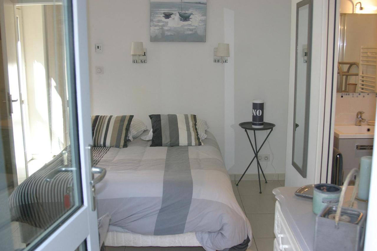 Villa traditionnelle au coeur du bois de la chaise Noirmoutier-en-l'Île Extérieur photo